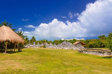 Ancient ruins of maya in el rey archaeological zone near cancun yukatan mexico